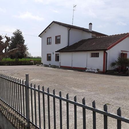 Locazione Turistica Girasole Villa Porto Tolle Eksteriør billede
